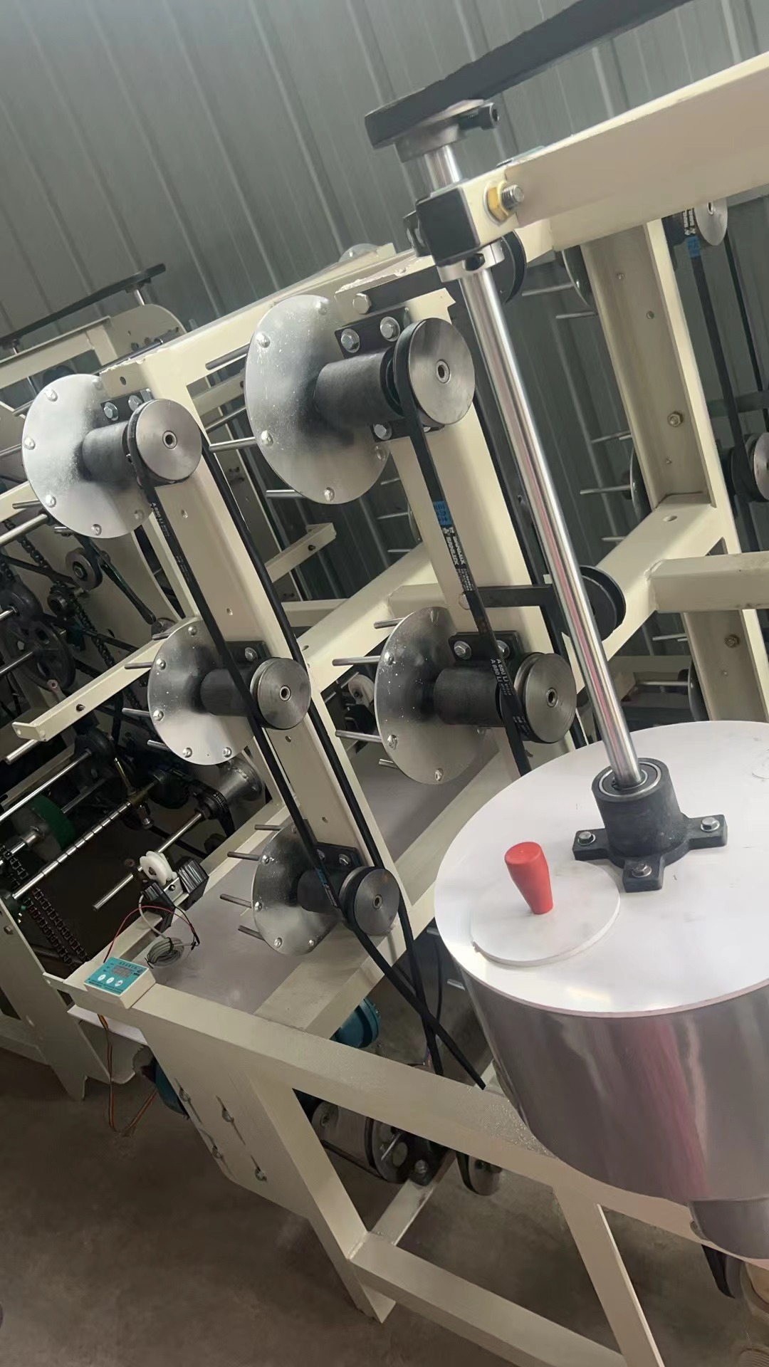 Wet-way fuse making machine, 6/4 threads