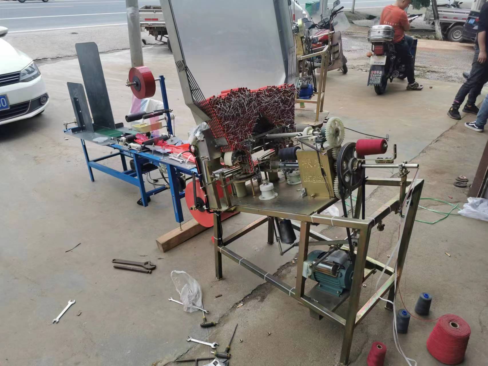 Six Thread Knitting Firecrackers Tube Machine