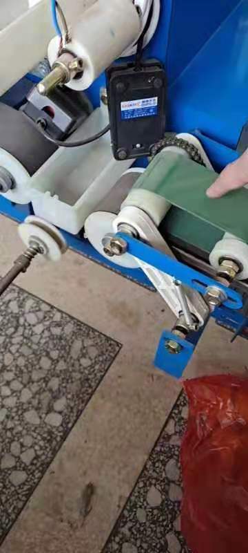 Firecrackers Glue Tape Knitting Machine